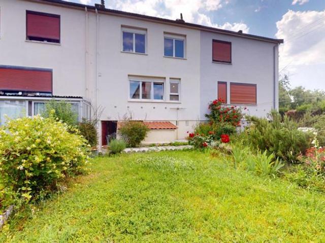MAISON Secteur EUROPE avec 3 CHAMBRES, JARDIN et SOUS SOL