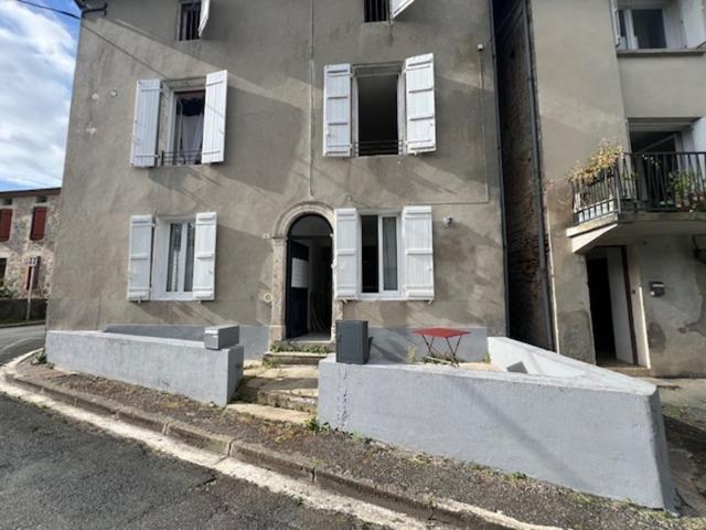 Maison secteur Port Sainte Marie avec jardin et garage