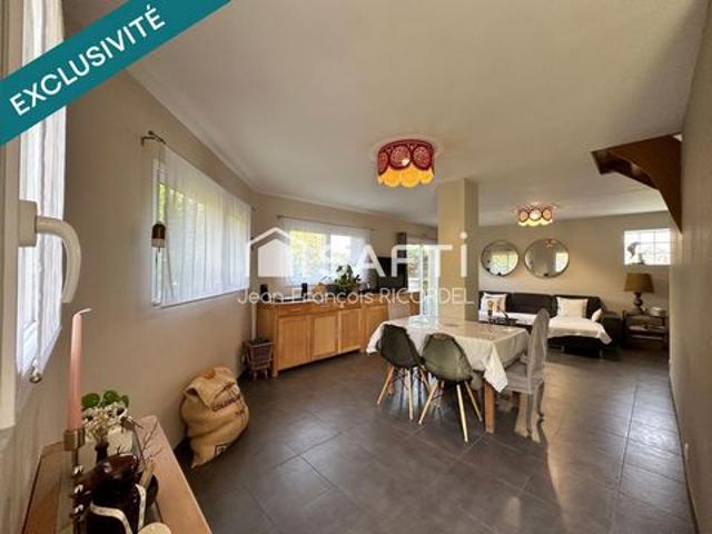 Maison Séjour salon cuisine ouverte, 1 ch Rdc, 2 Etg