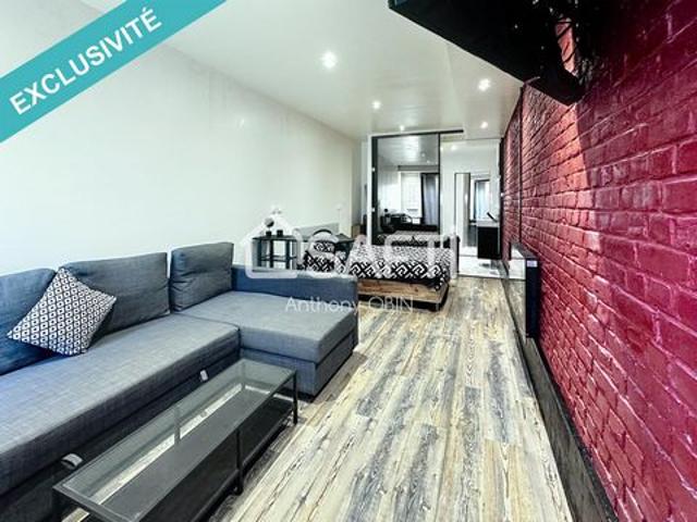 Maison semi individuelle 207m², 5 chambres, 3 places de stationnement, terrasse, jardin