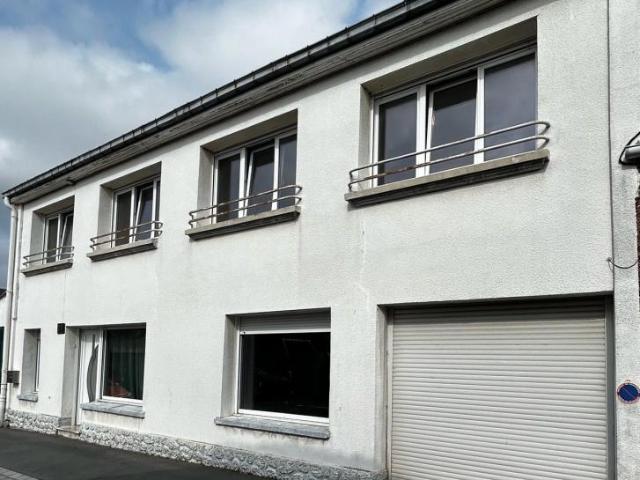 Maison semi individuelle 4ch, terrasse, jardin, garage
