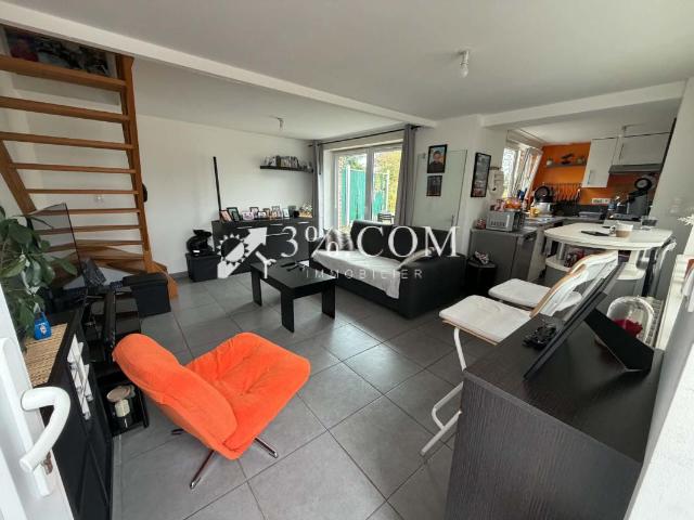 Maison semi individuelle avec jardin et garage 1 CH 39 m2