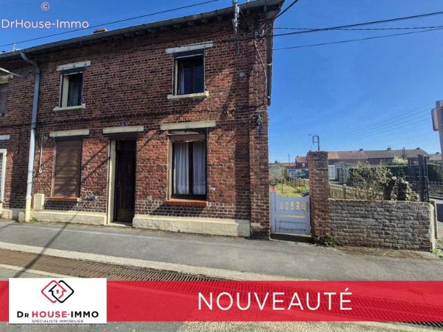 Maison semi individuelle avec jardin et garage