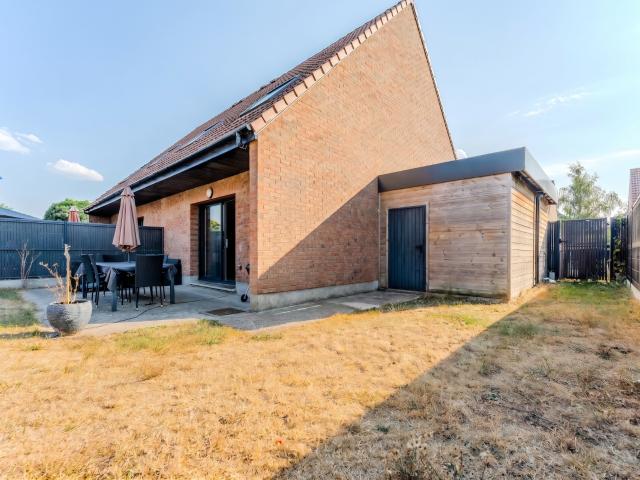 MAISON SEMI INDIVIDUELLE SECTEUR CALME !