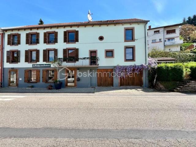 Maison semi mitoyenne de 223m2