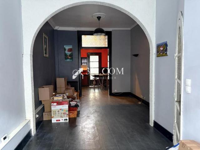 MAISON SEMI MITOYENNE DE 97 M2 AVEC 3 CH + BUREAU + EXT