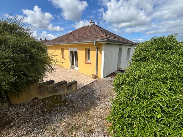 MAISON SEMI PLAIN PIED DUNG TERRAIN DE 947M2 DUNG