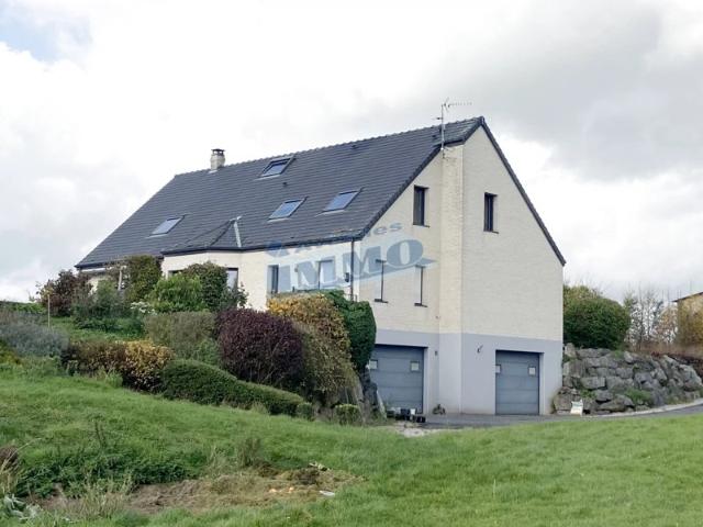 Maison semi plain pied de 245 m2, Secteur d'Aubigny en Arto