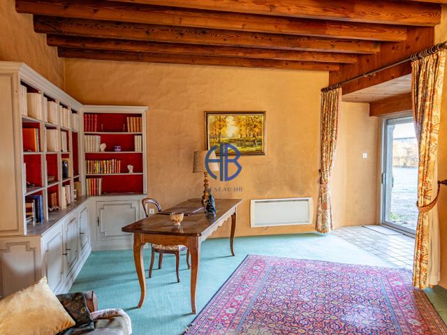 Maison Sillans 6 pièce s 193.08 m2