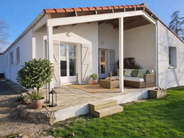Maison familiale 151 m² avec garage indépendant de 60 m²