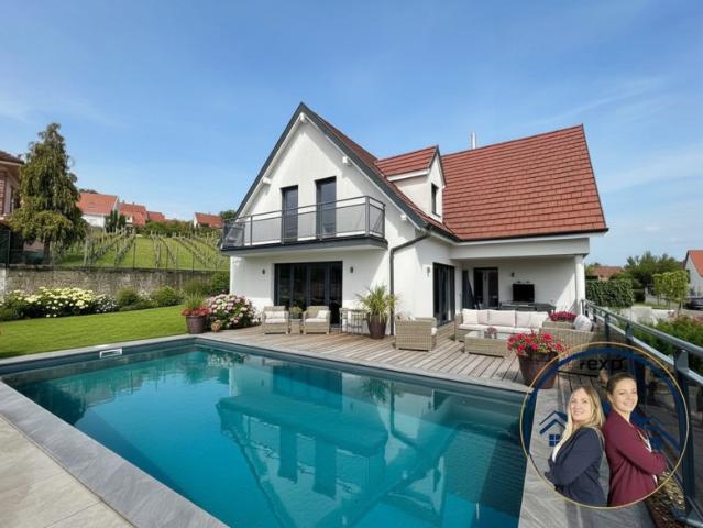 Maison spacieuse avec piscine à Voegtlinshoffen