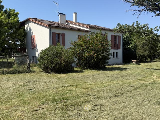 Maison spacieuse avec terrain