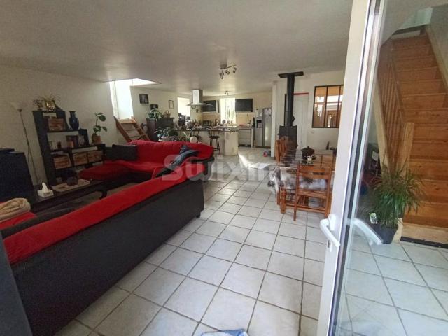 Maison 170 m² habitables avec fort potentiel – volumes rares à ce prix