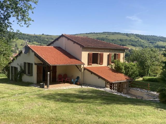 Maison Spacieuse à Vendre au Mas d'Azil
