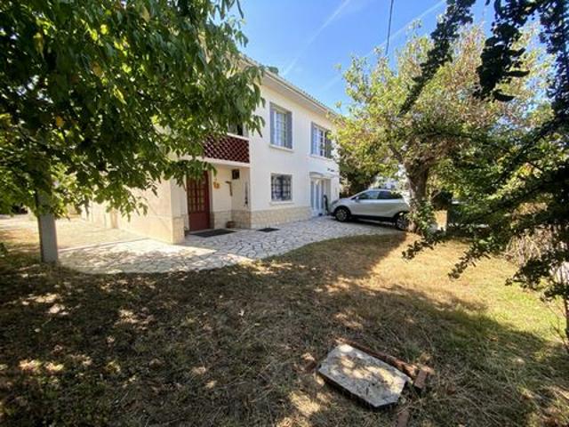 Maison spacieuse à Villeneuve sur Lot, calme et confort
