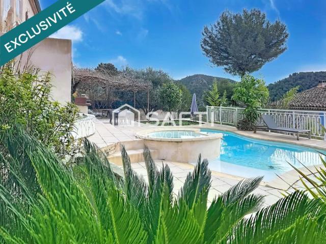Maison spacieuse,beau potentiel d'aménagement