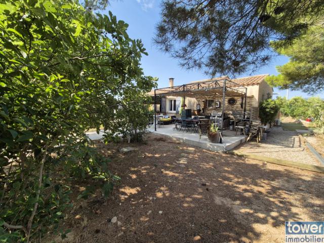 Maison spacieuse de 180 m2 sur terrain de 1500 m2 avec terra