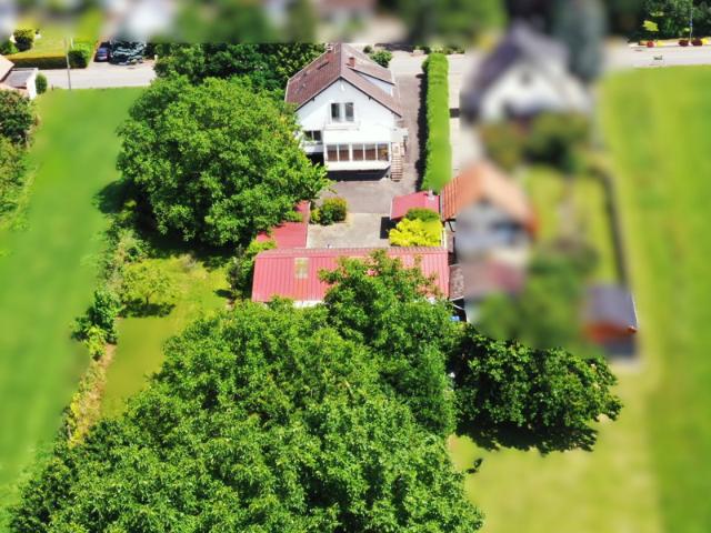 Maison spacieuse sur terrain de 23 ares Sans vis à vis Bil