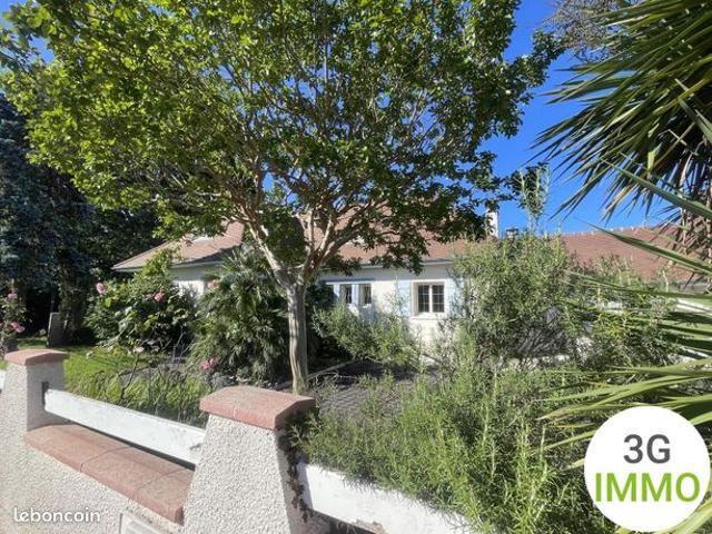 Maison spacieuse | 225 m² habitables | Terrain de 1 836 m²