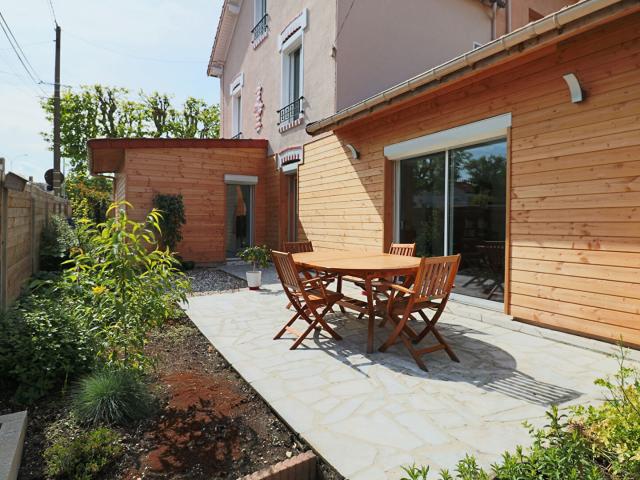 Maison + Studio indépendant