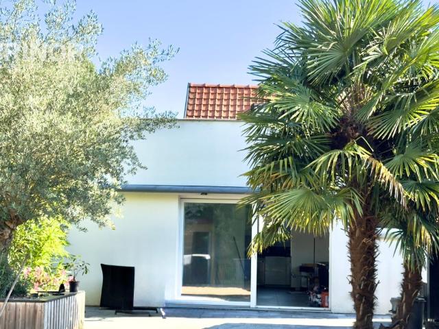 MAISON STYLE SNCF 4 CHAMBRES, JARDIN BATIE SUR 480 M²LOMME DELIVRANCE