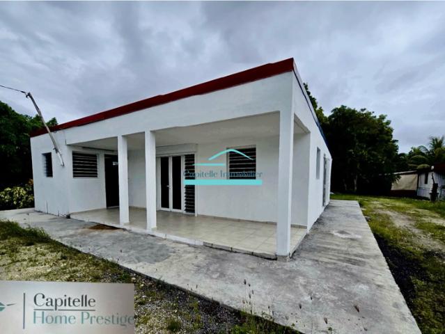 Maison St François 110 M2 640M2 Terrain