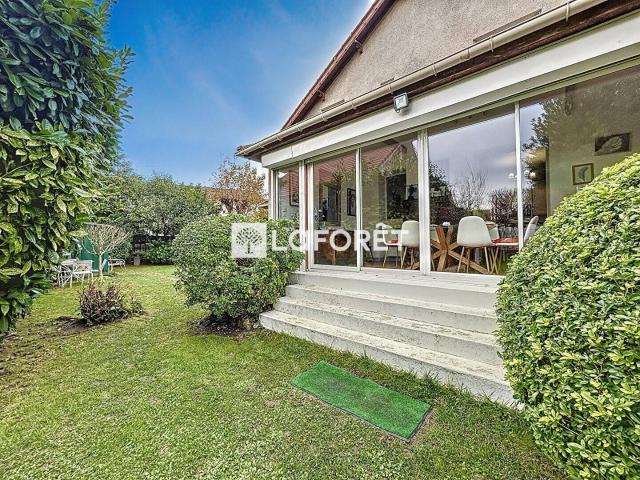 Maison Sucy En Brie 6 pièce s 150 m2