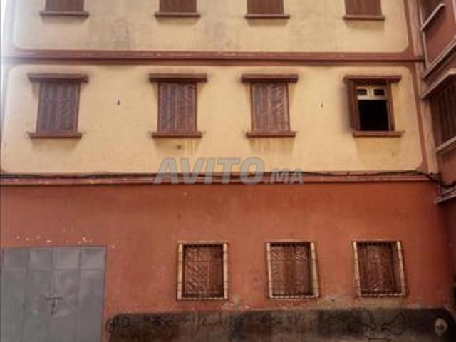 Maison sur angle de rue
