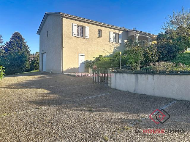 Maison sur deux niveaux, de 143 m2 habitables avec parc arbo. 143m² Coulounieix Chamiers