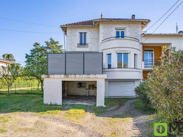 Maison sur étage, 3 chambres, garage, jardin. 98m² Villeneuve sur Lot