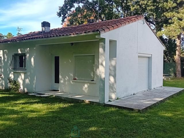 Maison sur joli terrain au calme