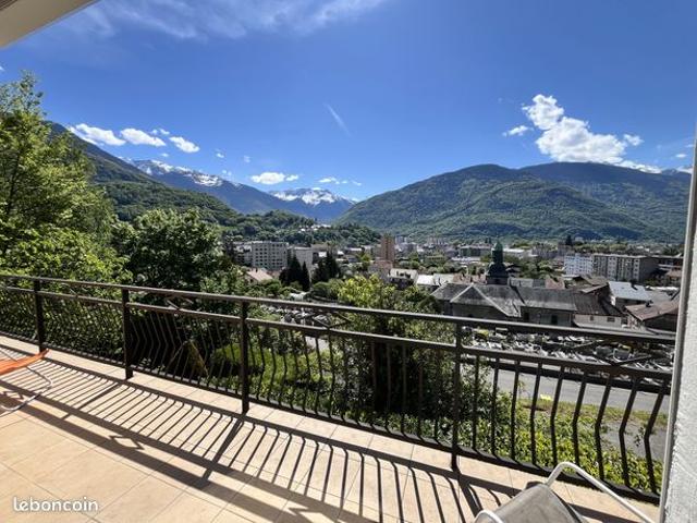 Maison sur le coteau de Saint Sigismond à deux pas du centre ville