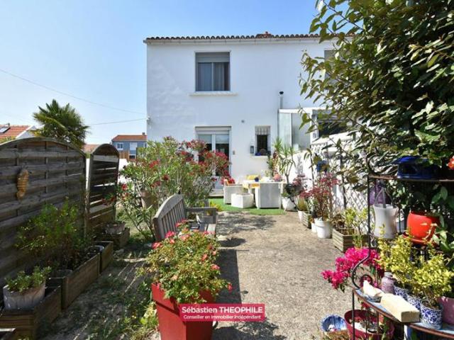 Maison sur le littoral proche grande plage 78m2 sur parcelle de 233m2