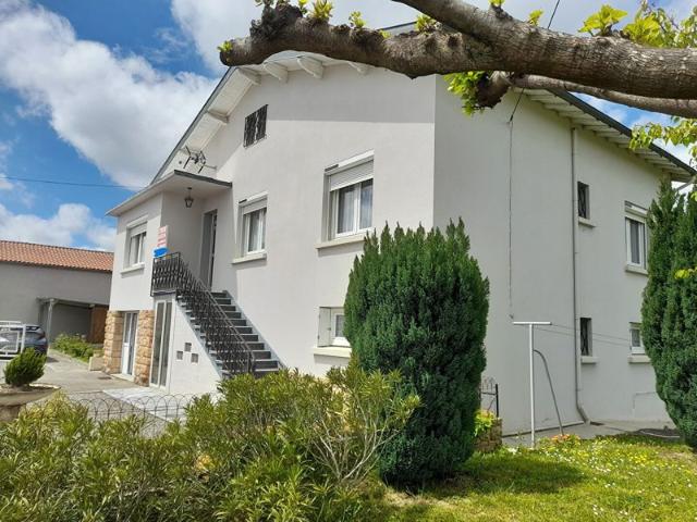 Grande maison sur les coteaux de Saint Gaudens