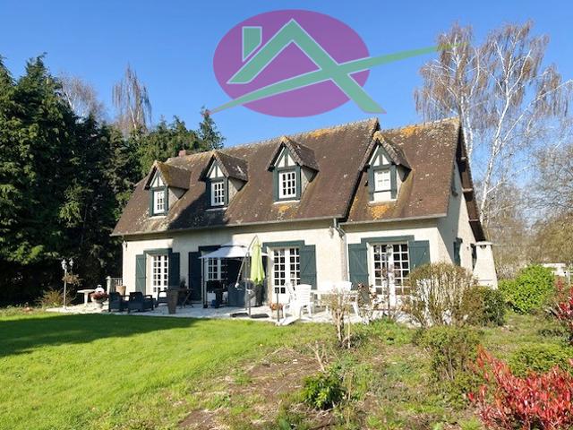 Maison sur sous sol complet sur 3100 m2 de terrain