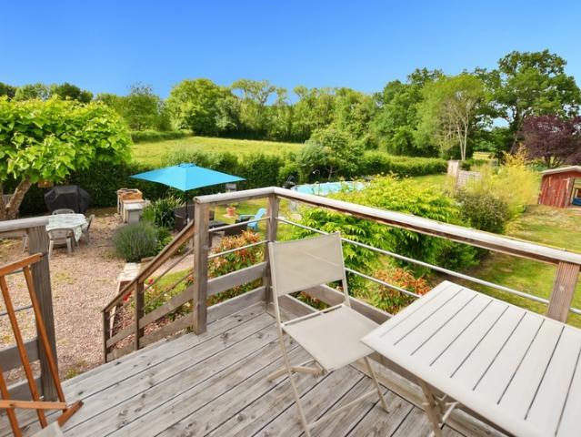 Maison sur sous sol de 156 m2avec terrain de 4283 m2 à ANTULLY 71