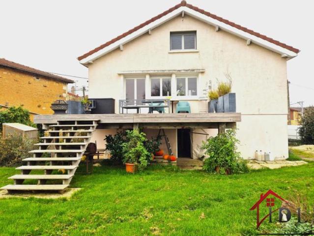 Maison sur sous sol de 107m2 avec 4 chambres + jardin