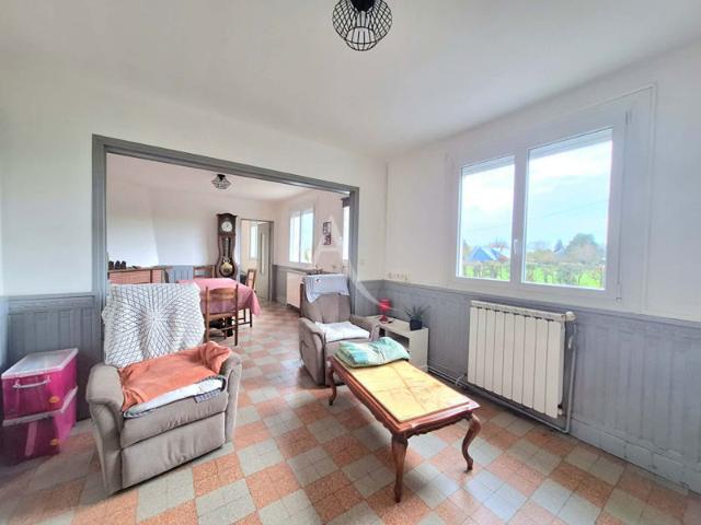 Maison sur sous sol Faviéres