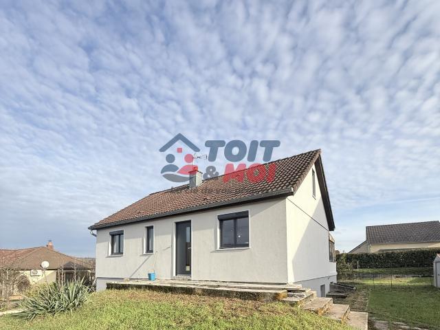 Maison sur sous sol rénovée Bien rare sur le marché