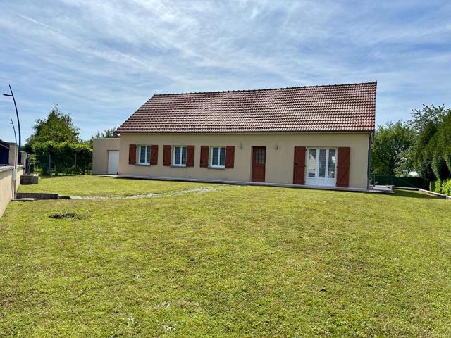 Maison sur sous sol Saint Eloi de 167 m2 3 chambres 4024m² de terrain
