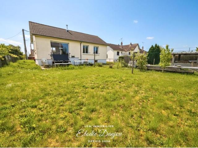 Maison sur sous sol total – 3 chambres – Terrain clos – Beauce la Romaine