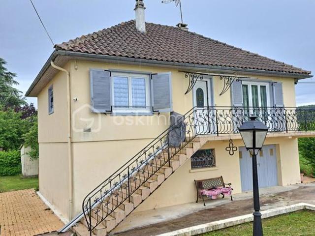 Maison sur sous sol + terrain constructible