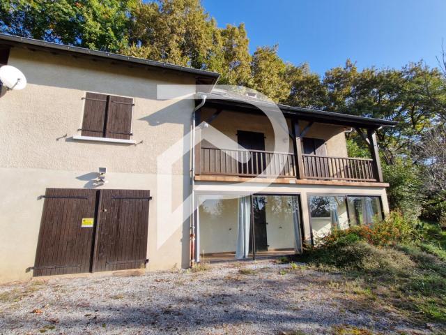 Maison sur sous sol 7 pièces 220 m² Puyoo 220m² Puyoô