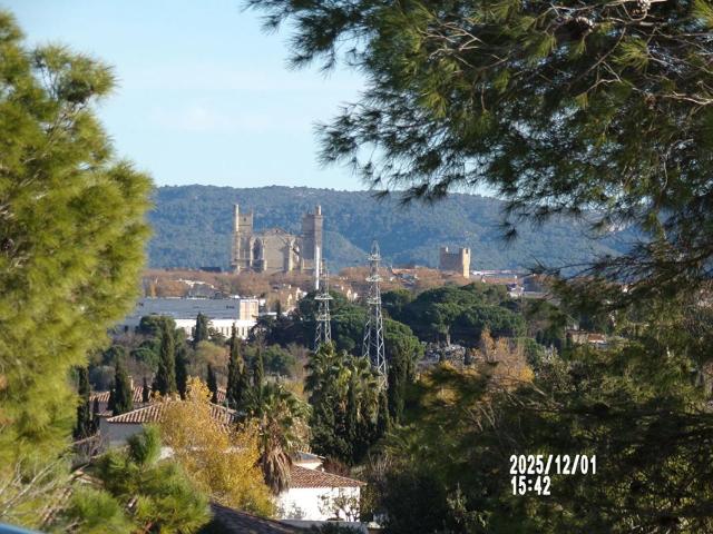 MAISON SUR TERRAIN DE 626 m2 AVEC VUE DEGAGEE
