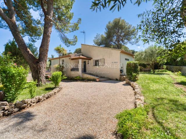 Maison sur une belle parcelle arborée 142m² Montpellier