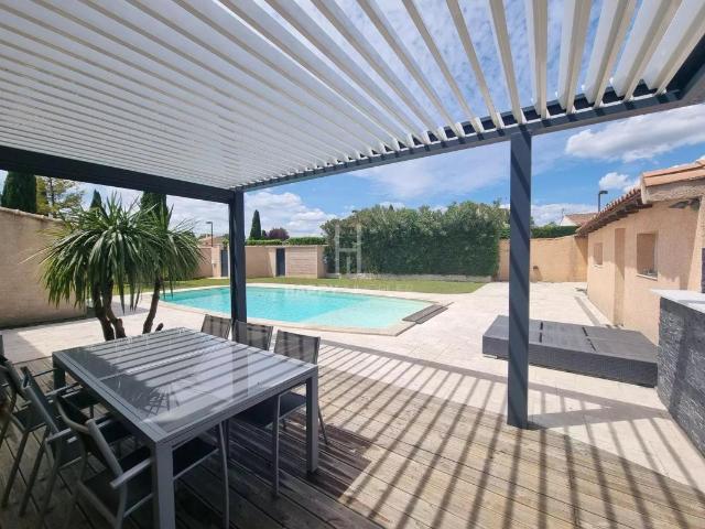 Maison sur 1300m2 de terrain au calme