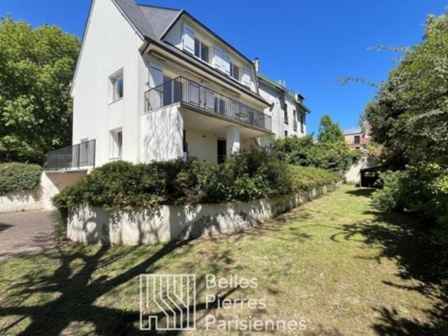 Maison Suresnes Fécheray 308m² 6 chambres