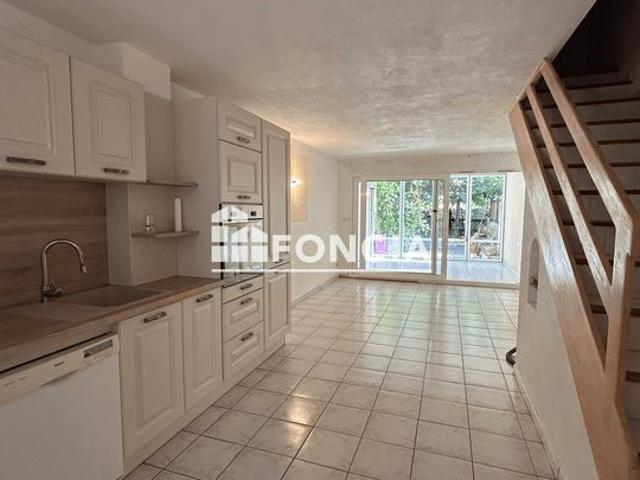 Maison P4 orientée Sud climatisée avec une terrasse de 20 m2 Garage et parking