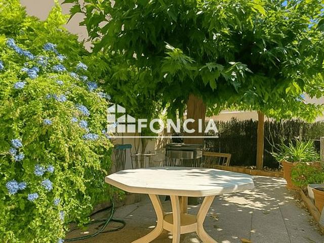 Maison P4 orientée Sud climatisée avec une terrasse de 20 m2 Garage et parking