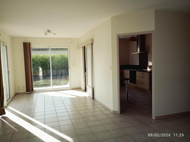 Maison PMR de plain pied, appentis, garage, jardin